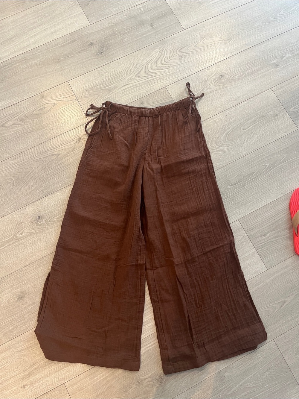 H&M Wide Leg Pull-On Pants in Chocolate Brown